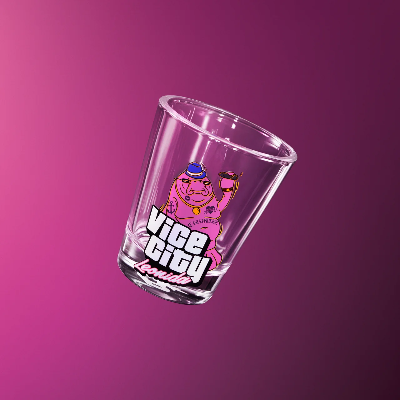Copo de shot Chunkee o Peixe-boi da Vice City Collection