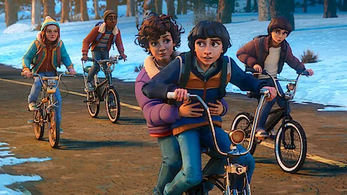 Personagens de Stranger Things Histórias de 85 andando de bicicleta